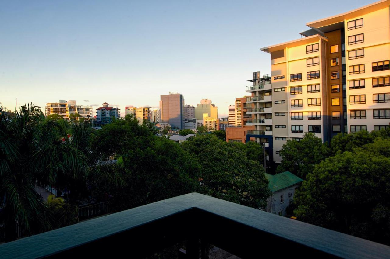 Soho Brisbane Hotell Exteriör bild